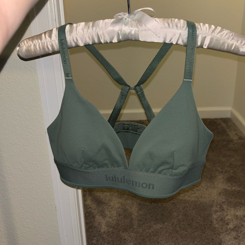 lululemon athletica green sports bra